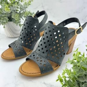 NEW Born Heeled Sandal. Vintage Blue. Size 7